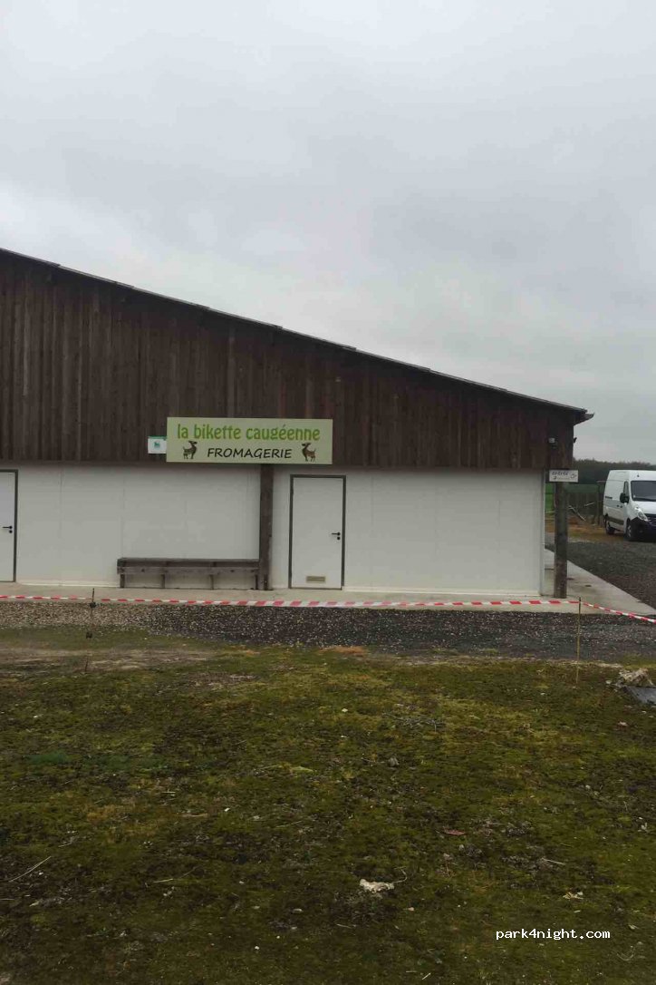 Ferme-La Bikette Caugéenne — foto