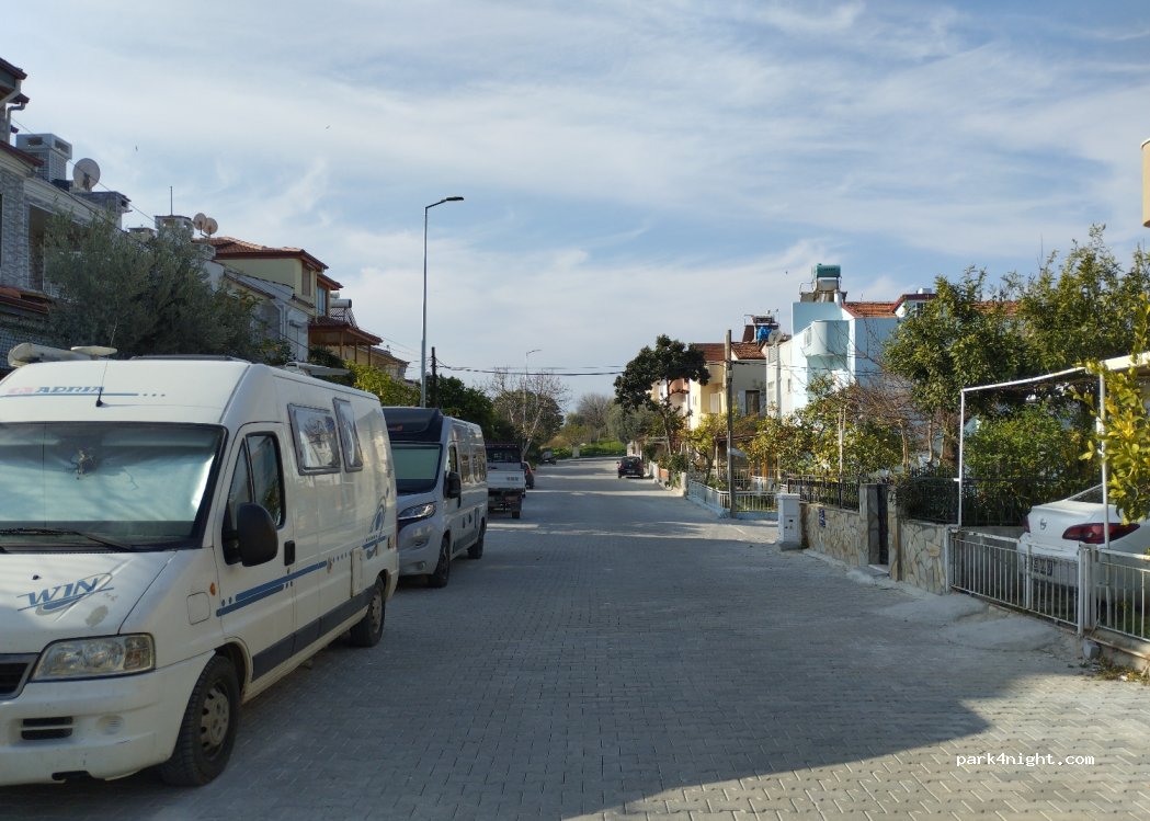 (09400) Kuşadası - 51 Sabahattin Ali Sokak — foto