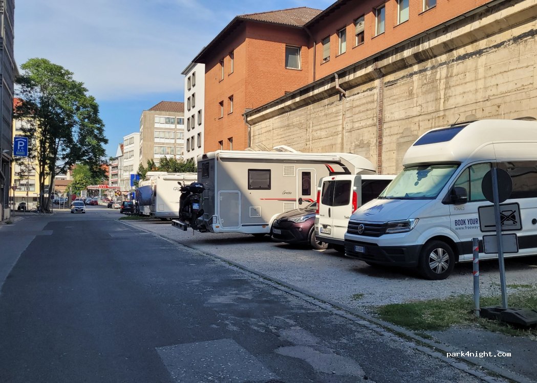 (90443) Nürnberg - 26 Sandstraße — foto 4