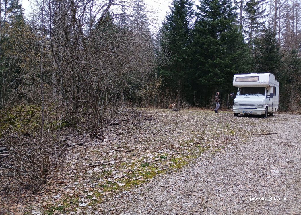 (25160) Malbuisson - Unnamed road — foto