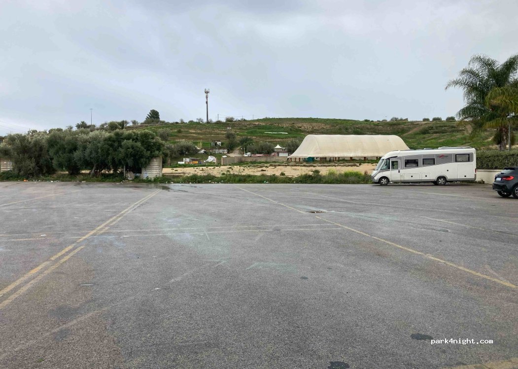 (96017) Noto - Piazzale Davide Casalino SP35 — foto 3