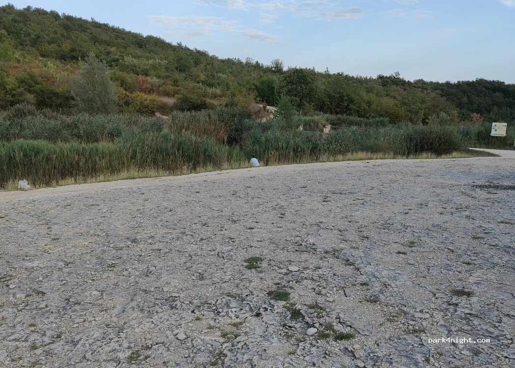 (52474) Nova Vas - Unnamed Road — foto 3