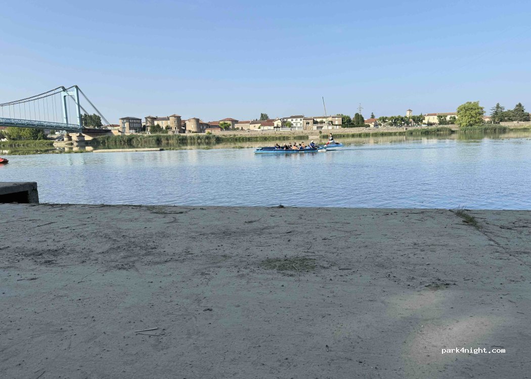 Aire de camping-car de Serrières — foto 5