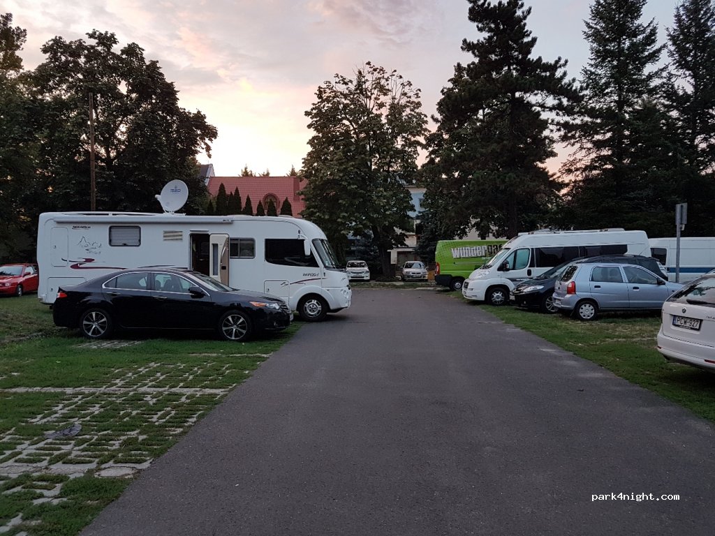 (5000) Szolnok - 2 Tiszaligeti sétány — foto 2