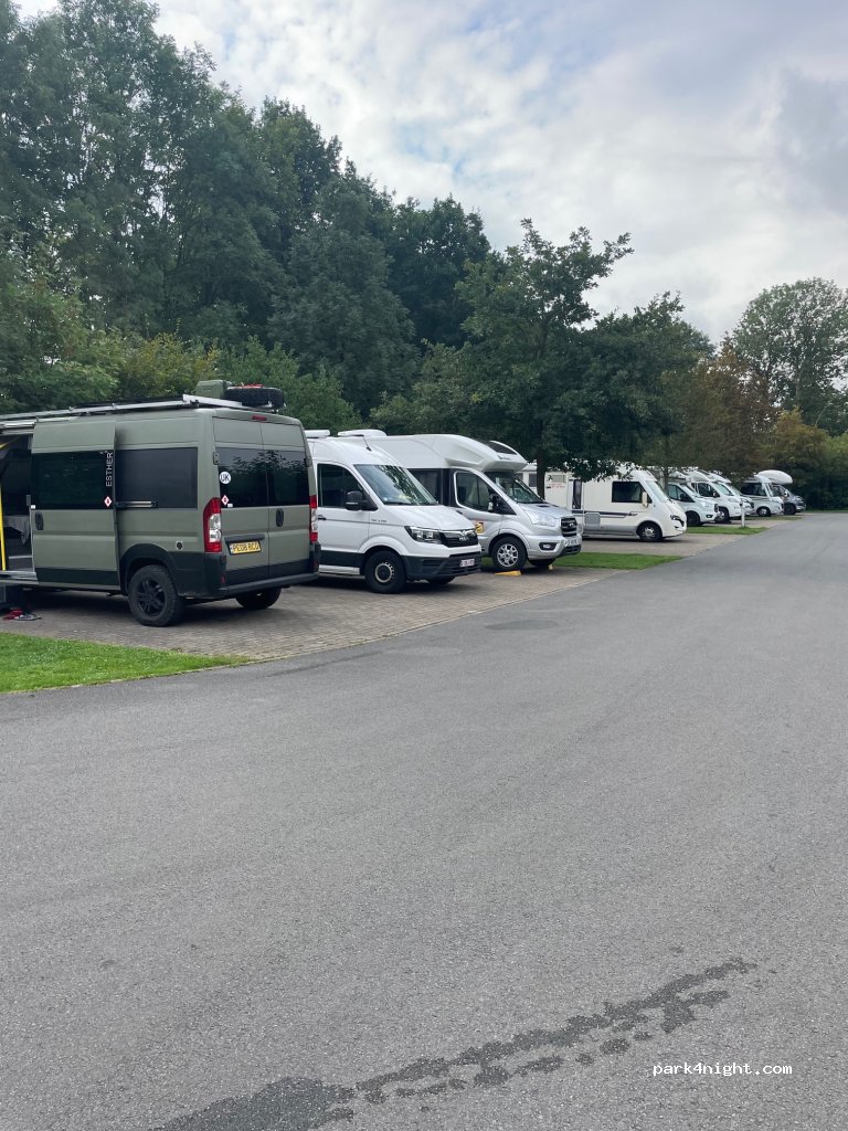 Urban Gardens | Camping Jeugdstadion — foto