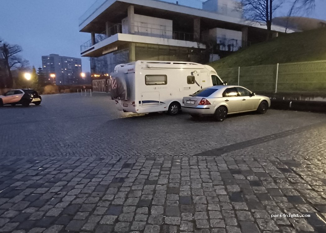 (45-081) Opole - 14A Piastowska — foto