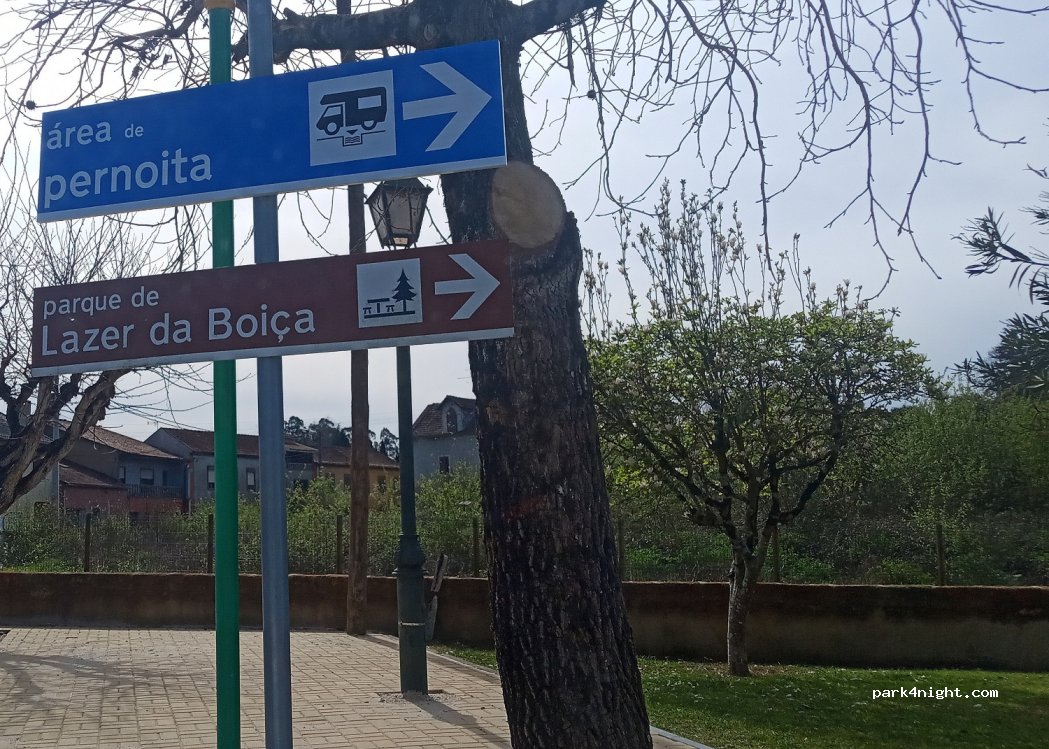 (3750-882) Valongo do Vouga - Largo São Miguel — foto
