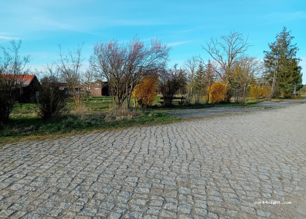 (01619) Zeithain - Am Bahnhof — foto 2