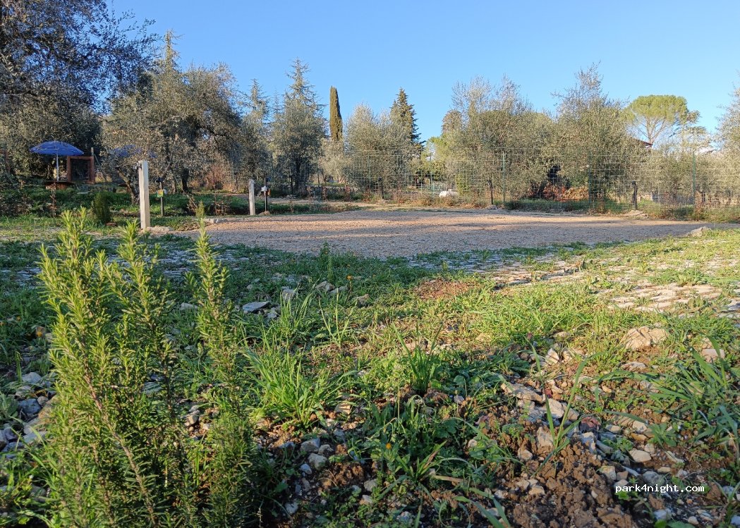 Area sosta camper Cadabio — foto 2