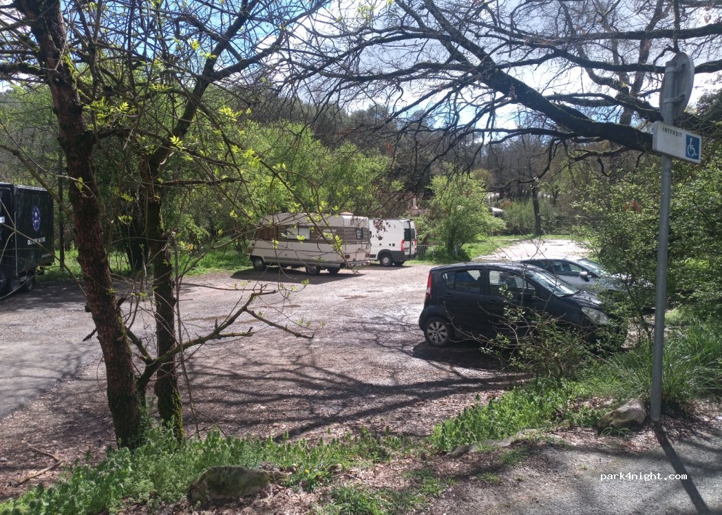 (06560) Valbonne - Chemin de la Source — foto