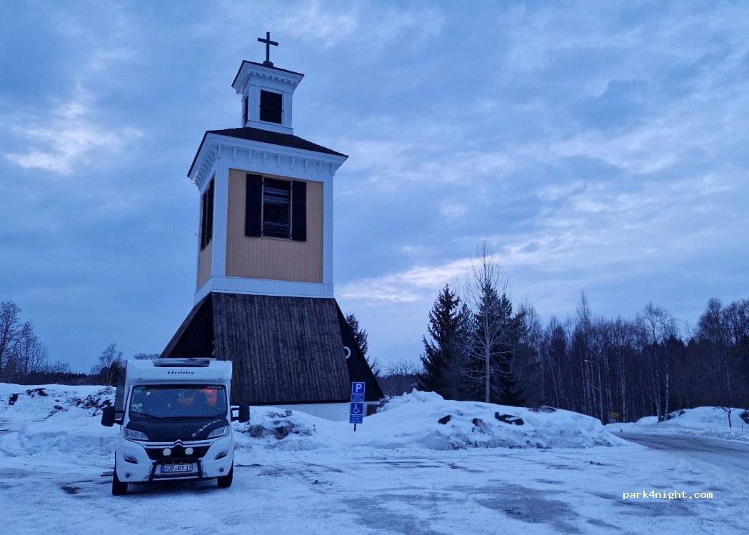 (915 98) Bygdeå - 2A Kyrkvägen — foto