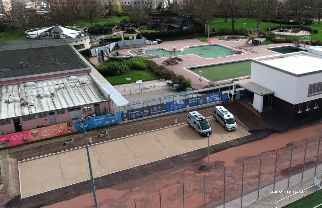 Wohnmobilstellplätze am aquaplex — foto