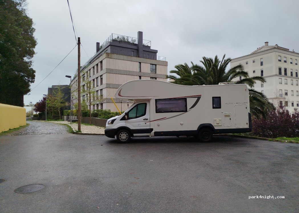 (1500-714) Lisboa - 20D Rua João de Freitas Branco — foto
