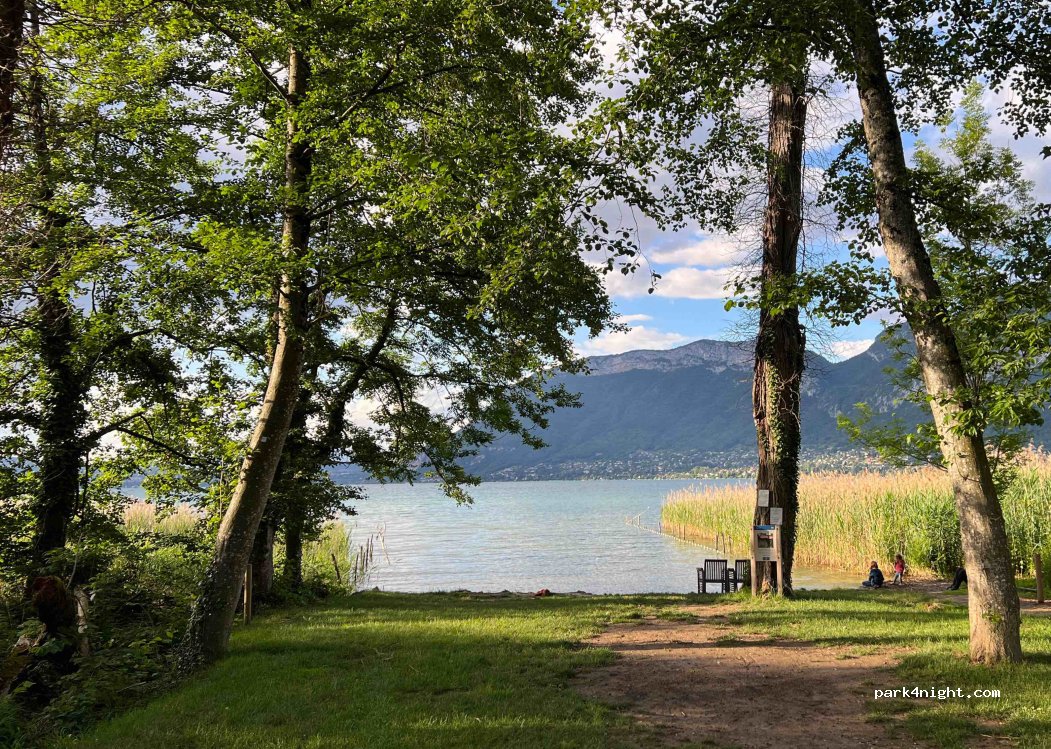 Camping *** Le Solitaire du Lac — foto 2