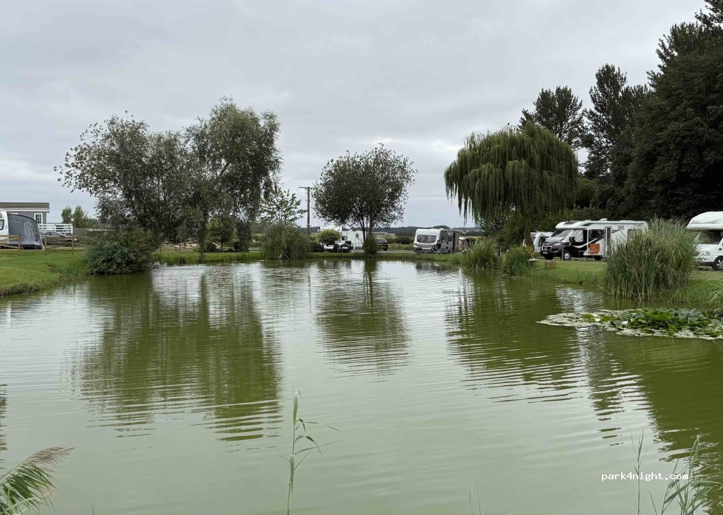 Woodside Caravan Site — foto 4