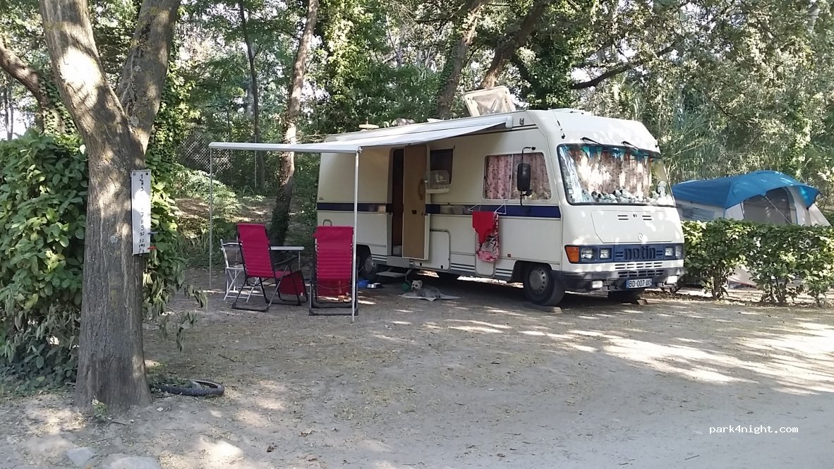 Camping in Hérein — foto