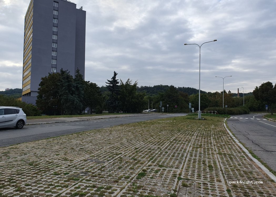 (147 00) Prague - Na Mlejnku — foto 4