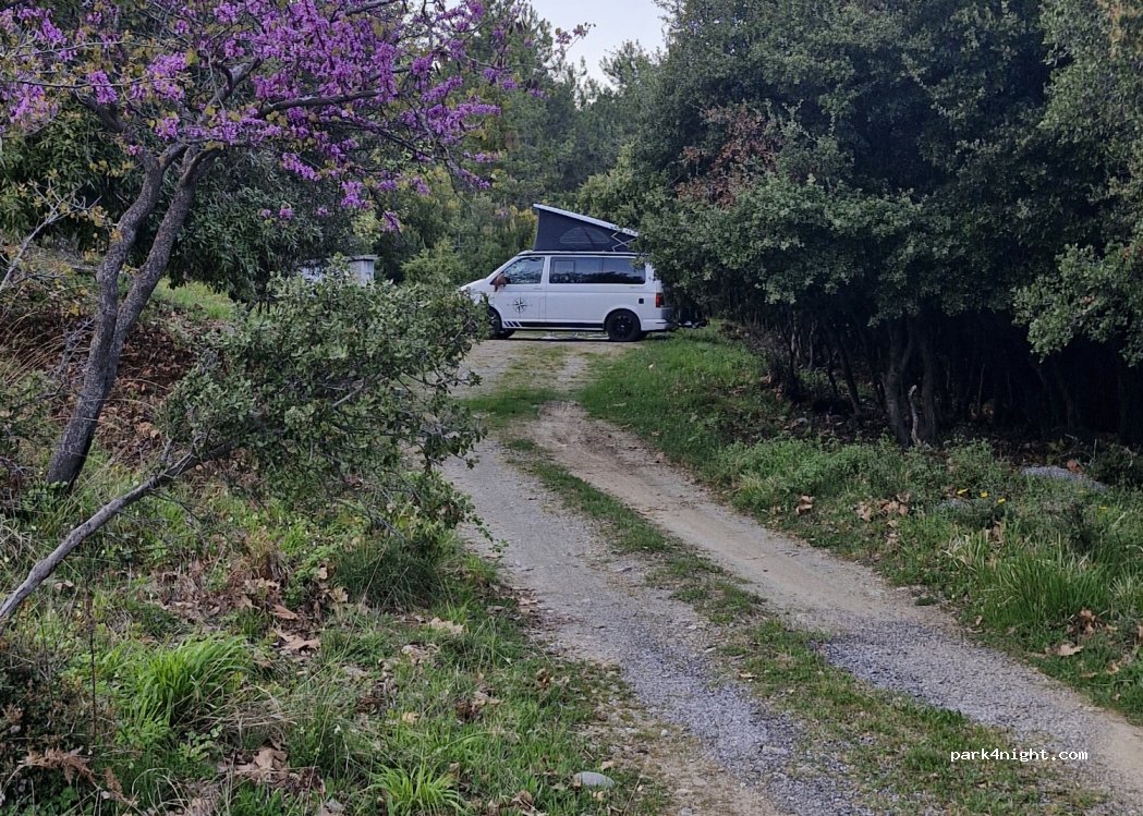 (602 00) Dion Olimpos - Unnamed Road — foto