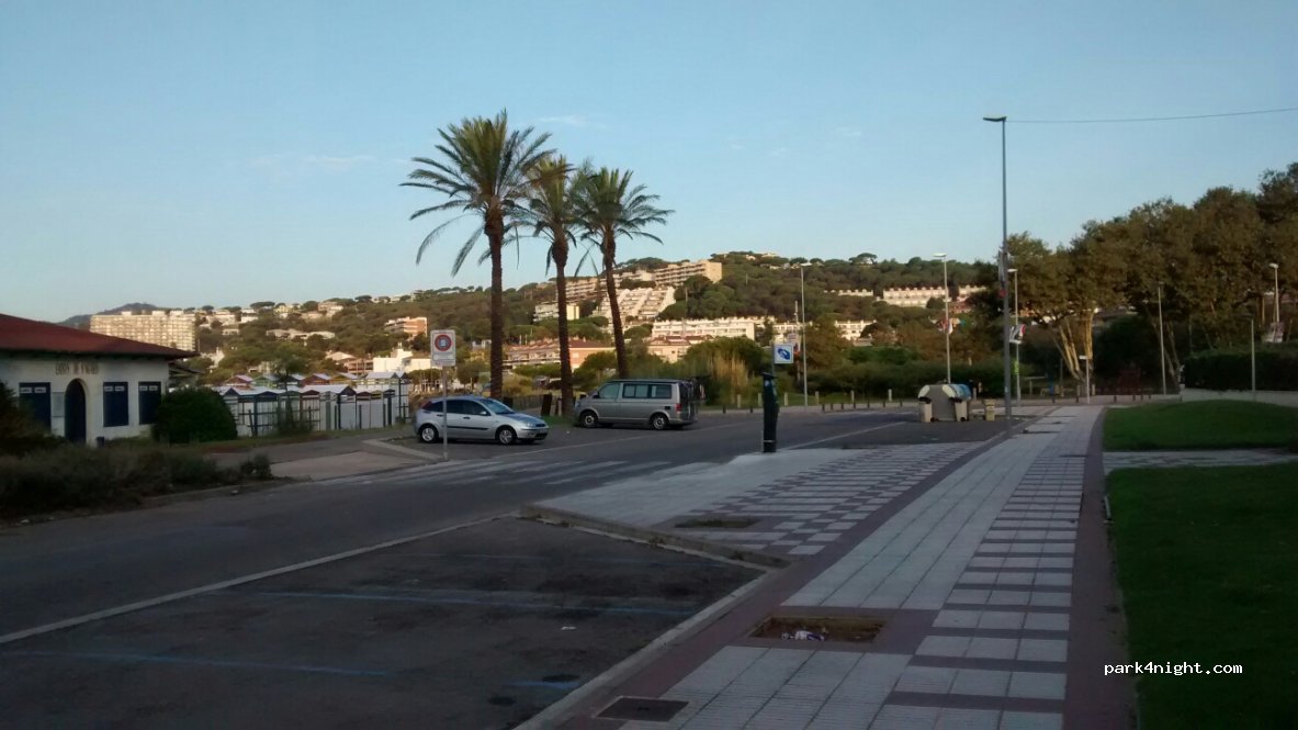 (17220) Sant Feliu de Guíxols - 20 Avinguda s'Agaró — foto