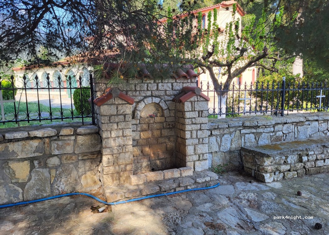 (331 00) Amfissa - Unnamed Road — foto 4