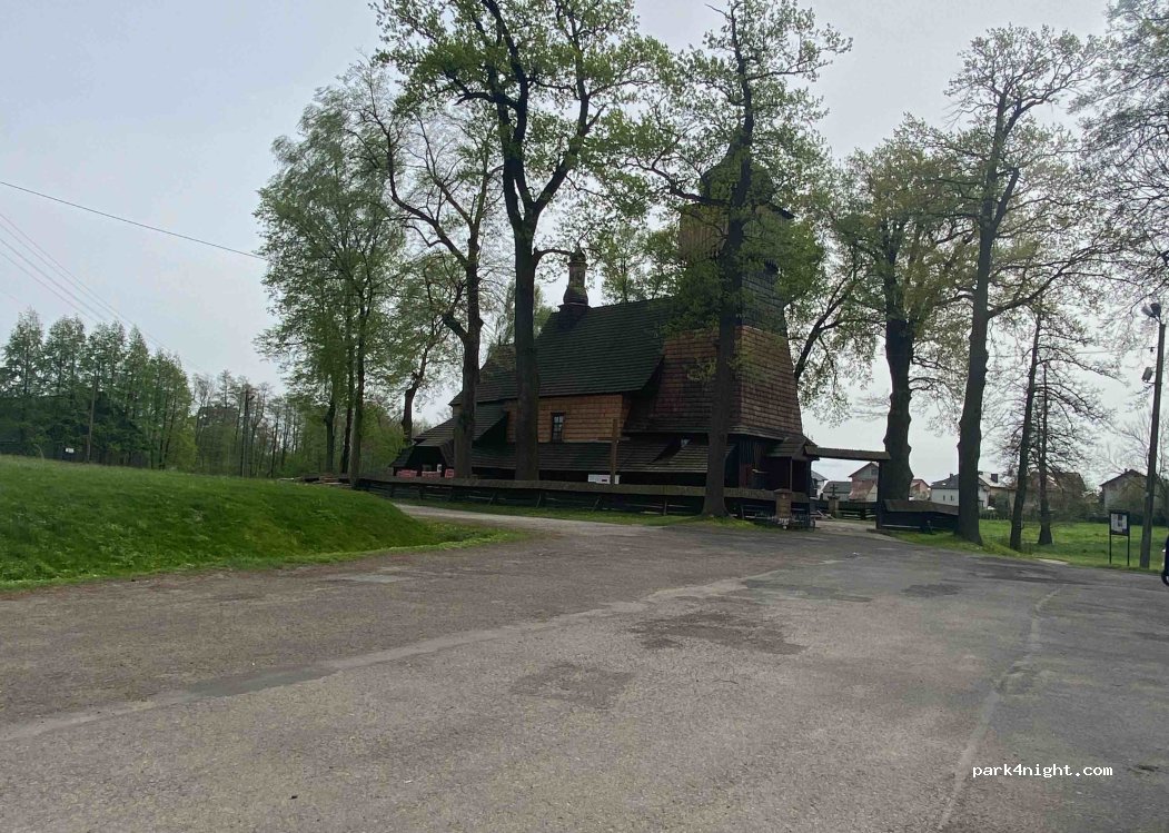 (32-600) Poręba Wielka - 1 ks. Hanusiaka — foto