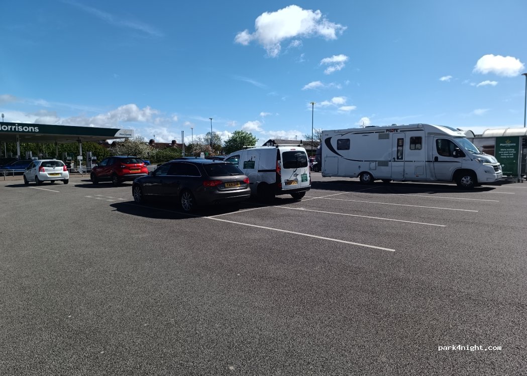 (HU8 9AA) Hull - 700 Holderness Road — foto 2