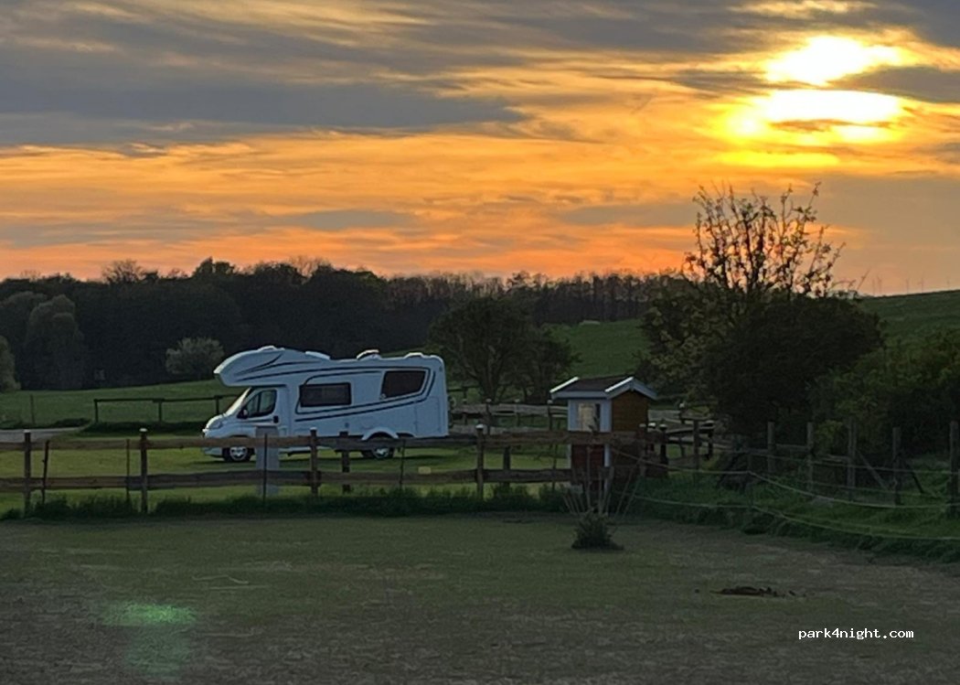 Country Road Camp / Reitanlage Birkenhof Oppin — foto