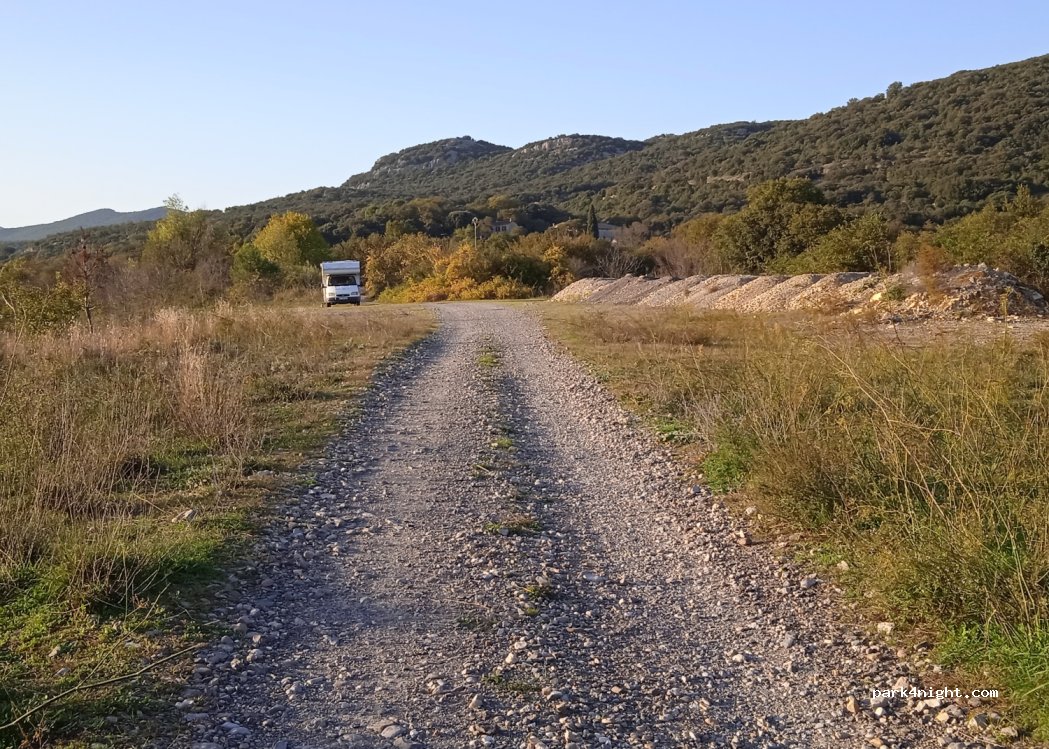 (30170) Conqueyrac - Unnamed Road — foto 3