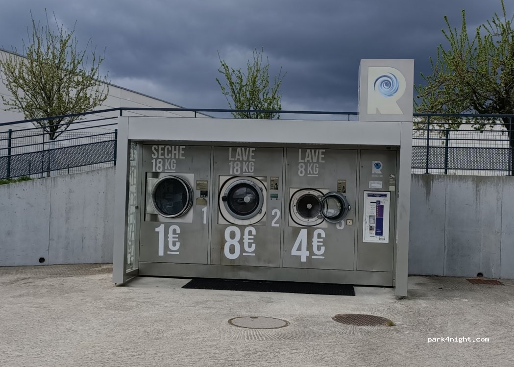 (43200) Yssingeaux - Rue des Entreprises — foto
