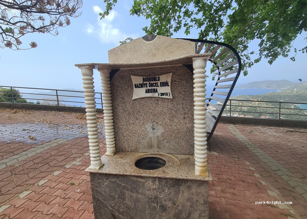 (07580) Kaş - No:2 Eski Antalya Caddesi — foto