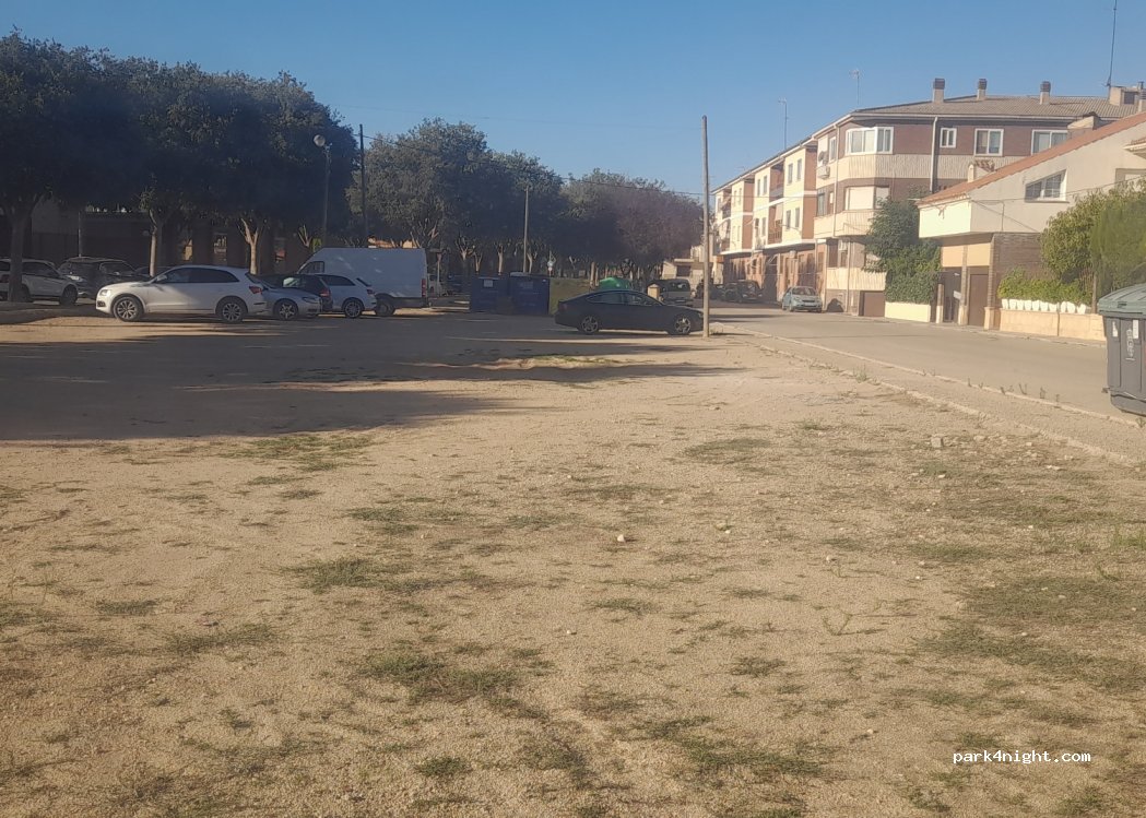 (02630) La Roda - 14 Avenida Reina Sofía — foto 4
