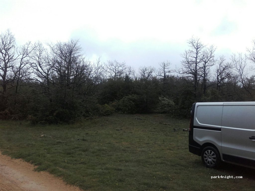 (12230) La Couvertoirade - Unnamed Road — foto