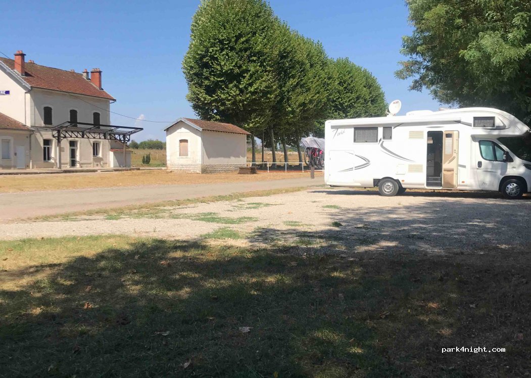 (39120) Pleure - 39 Route du Centre — foto 2
