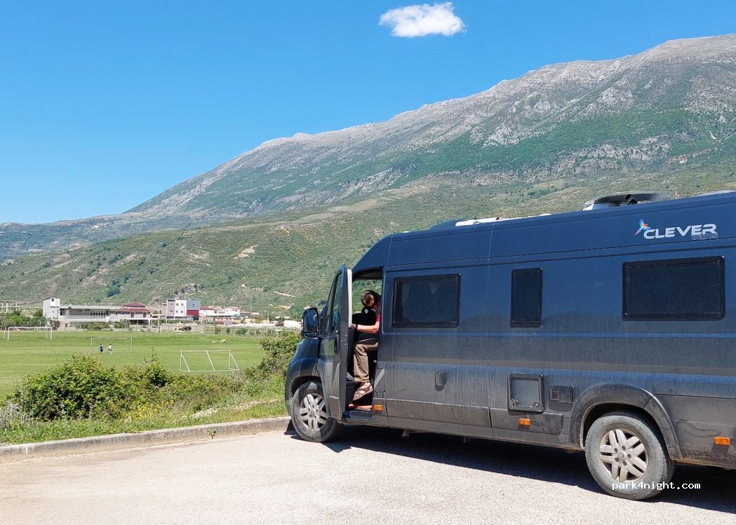 (6301) Tepelenë - Unnamed Road — foto