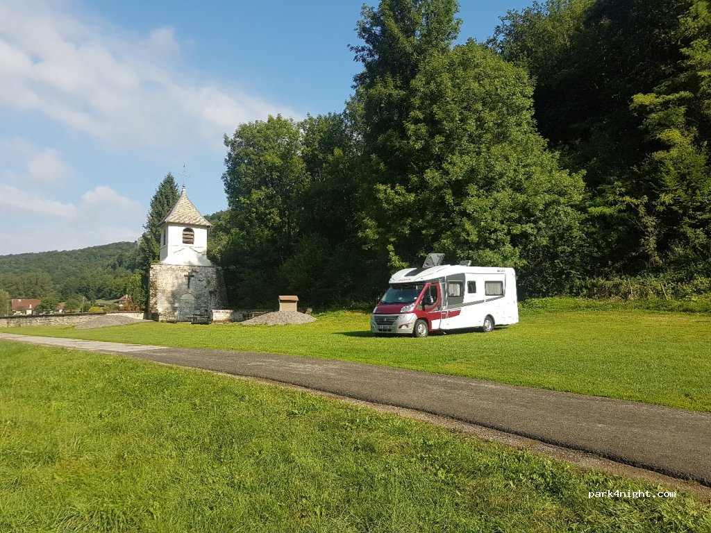 (25620) Bonnevaux-le-Prieuré - 6 Rue Moulin du Bas — foto