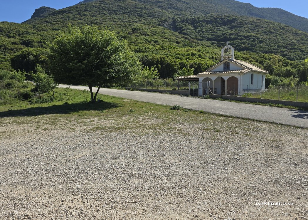 (462 00) Paramithia - Unnamed road — foto