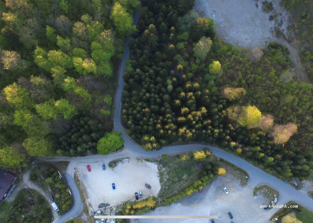 (57-550) Kletno - Unnamed Road — foto