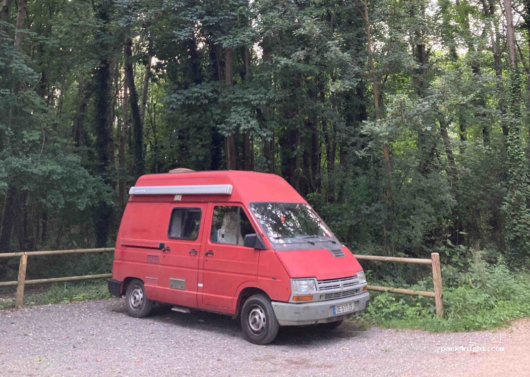 (10600) Barberey-Saint-Sulpice - — foto 3