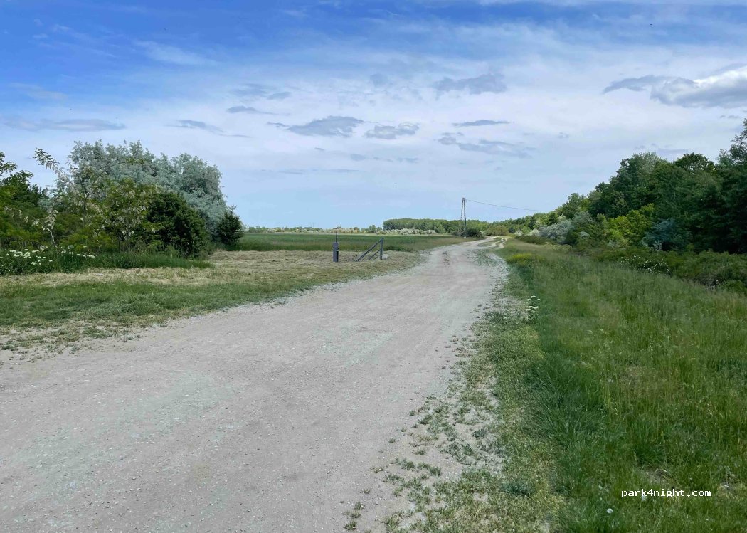 (3386) Sarud - 3/b Üdülő sor — foto