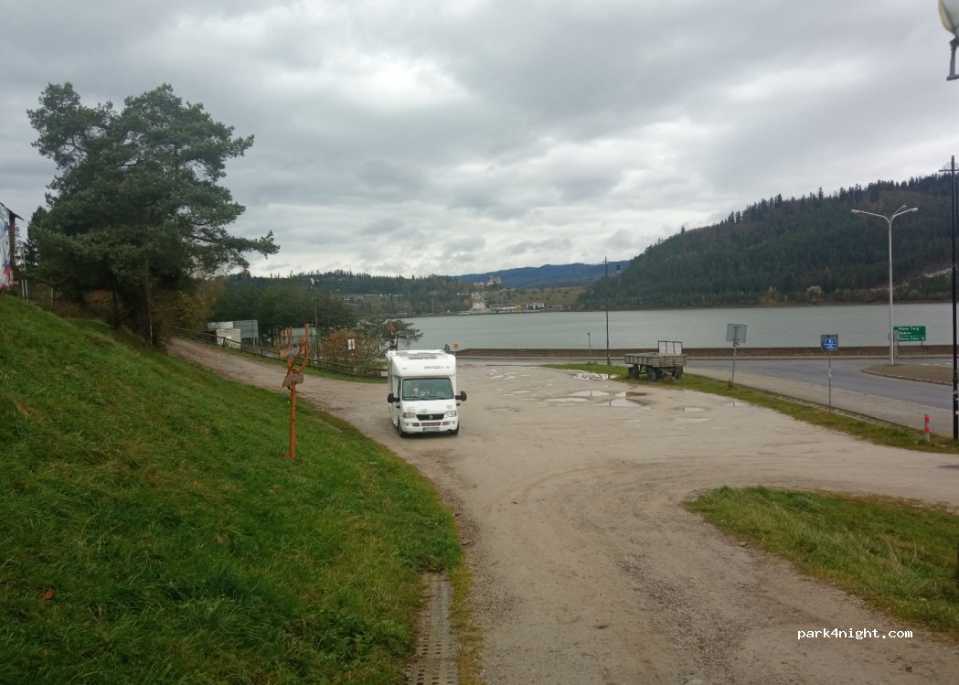 (34-441) Niedzica - 10 Osiedle Polana Sosny — foto