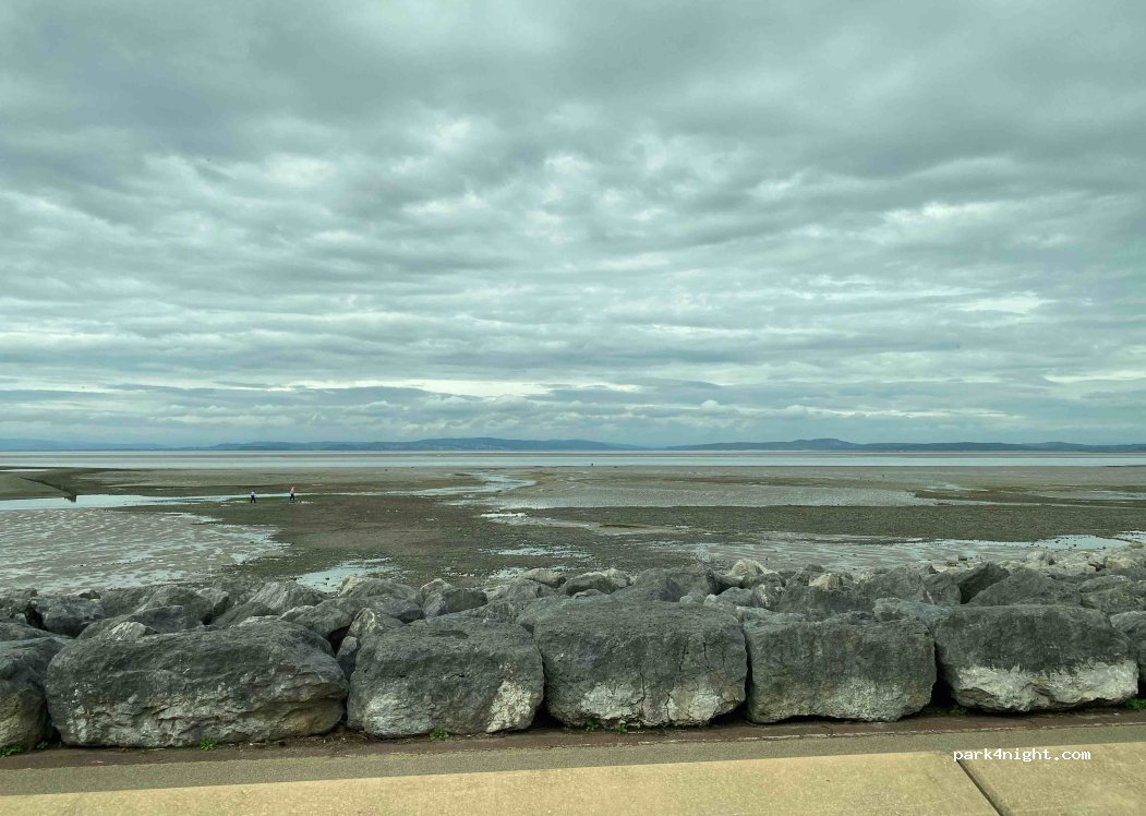 (LA4 6AA) Morecambe - 428 Marine Road East — foto