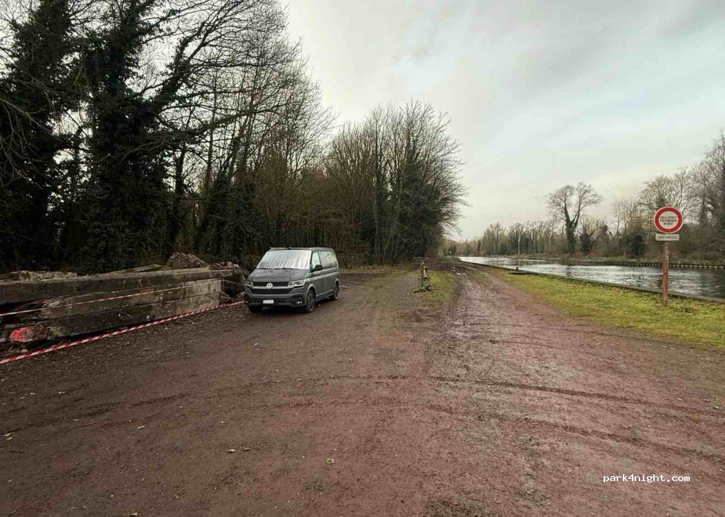 (62118) Biache-Saint-Vaast - 1 Chemin du Halage — foto