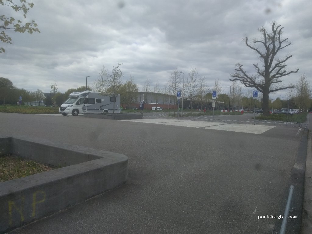 Camperplaats Diekmanstadion — foto