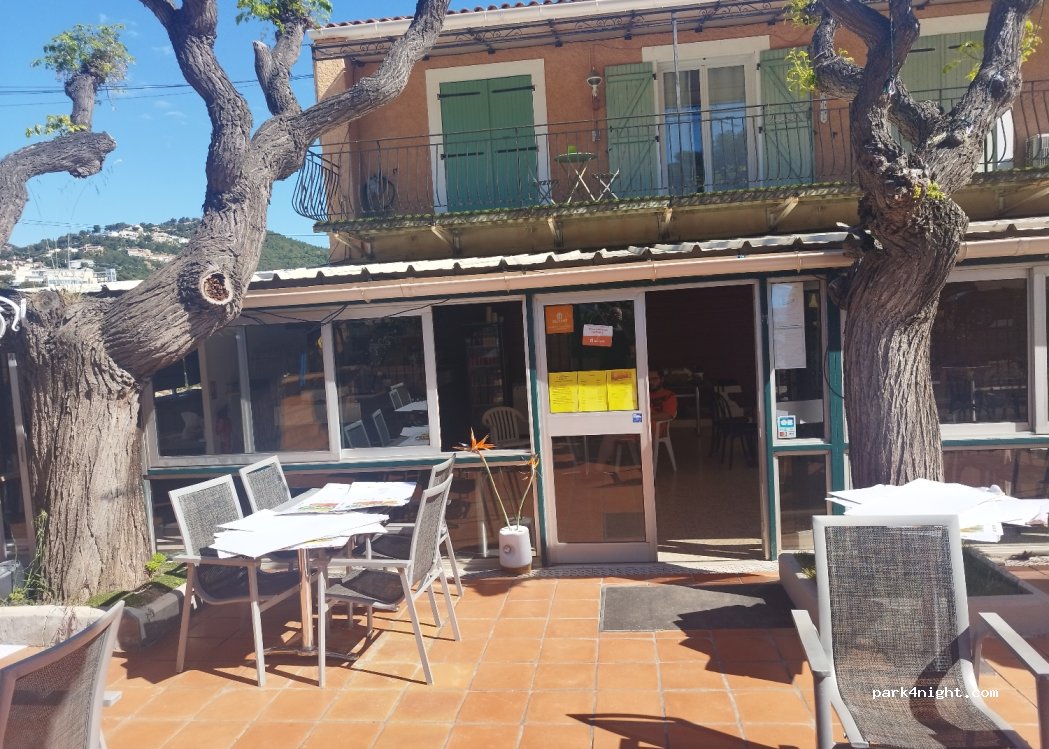 Camping Saint Pierre Des Horts — foto