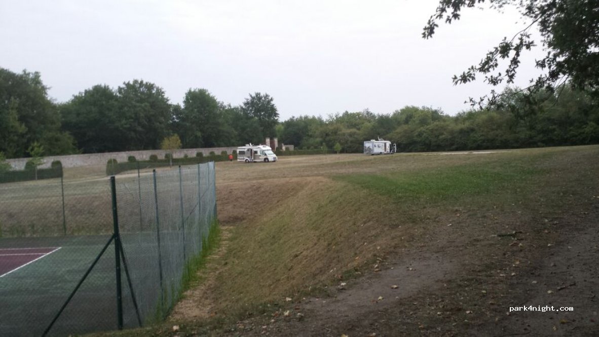 (49400) Rou-Marson - 1 Montée du Château — foto