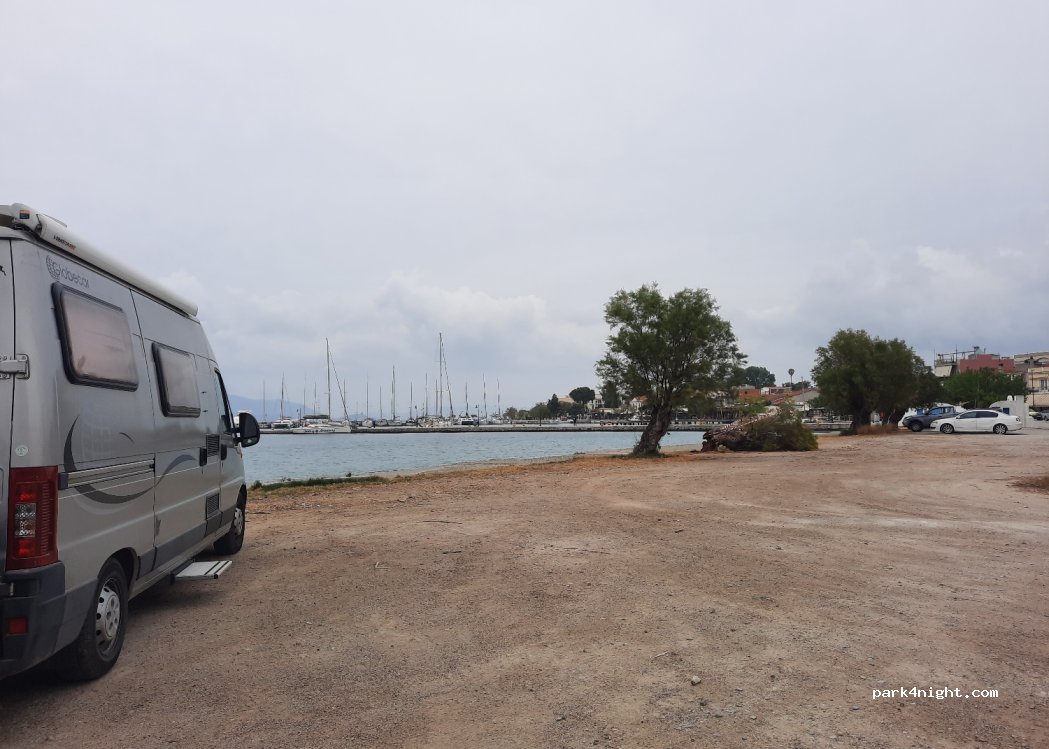 (340 12) Oreoi - Unnamed Road — foto