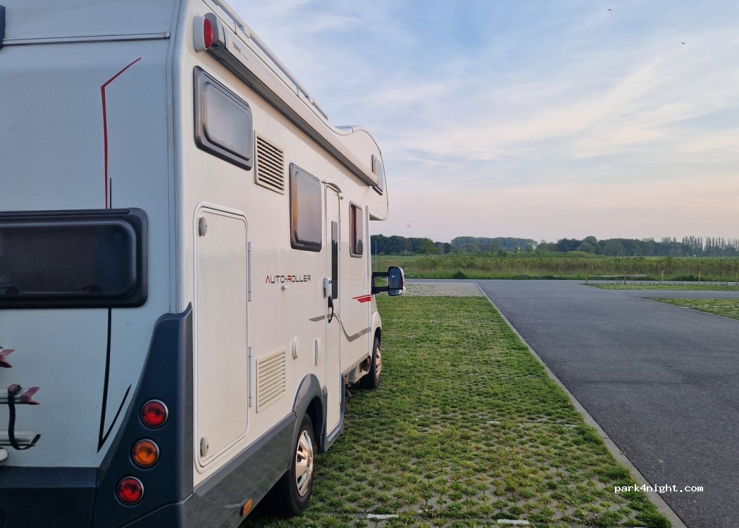 (2716 VA) Zoetermeer - 3 Leidschendamseweg — foto