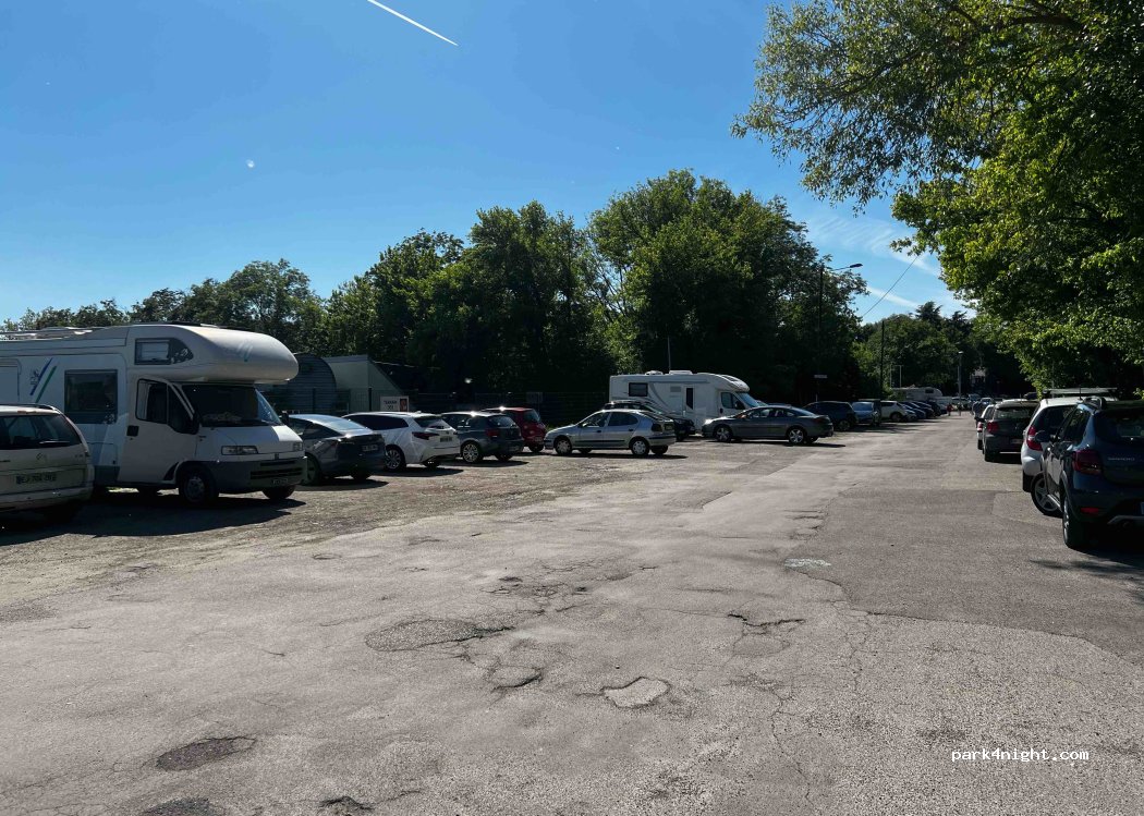 (68100) Mulhouse - 11 Rue Pierre de Coubertin — foto