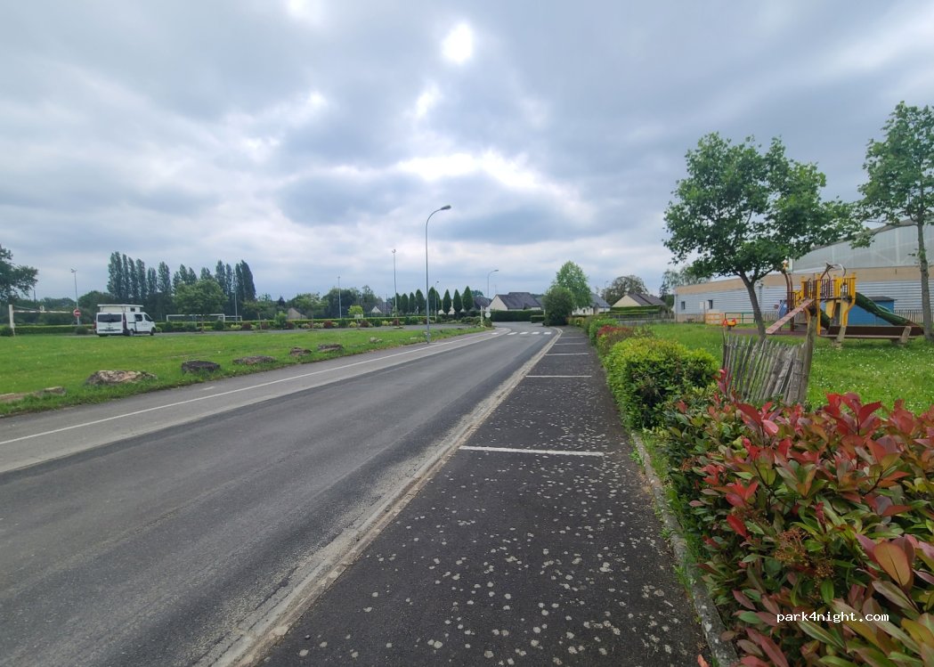 (49330) Étriché - 25 Rue du Stade — foto 3
