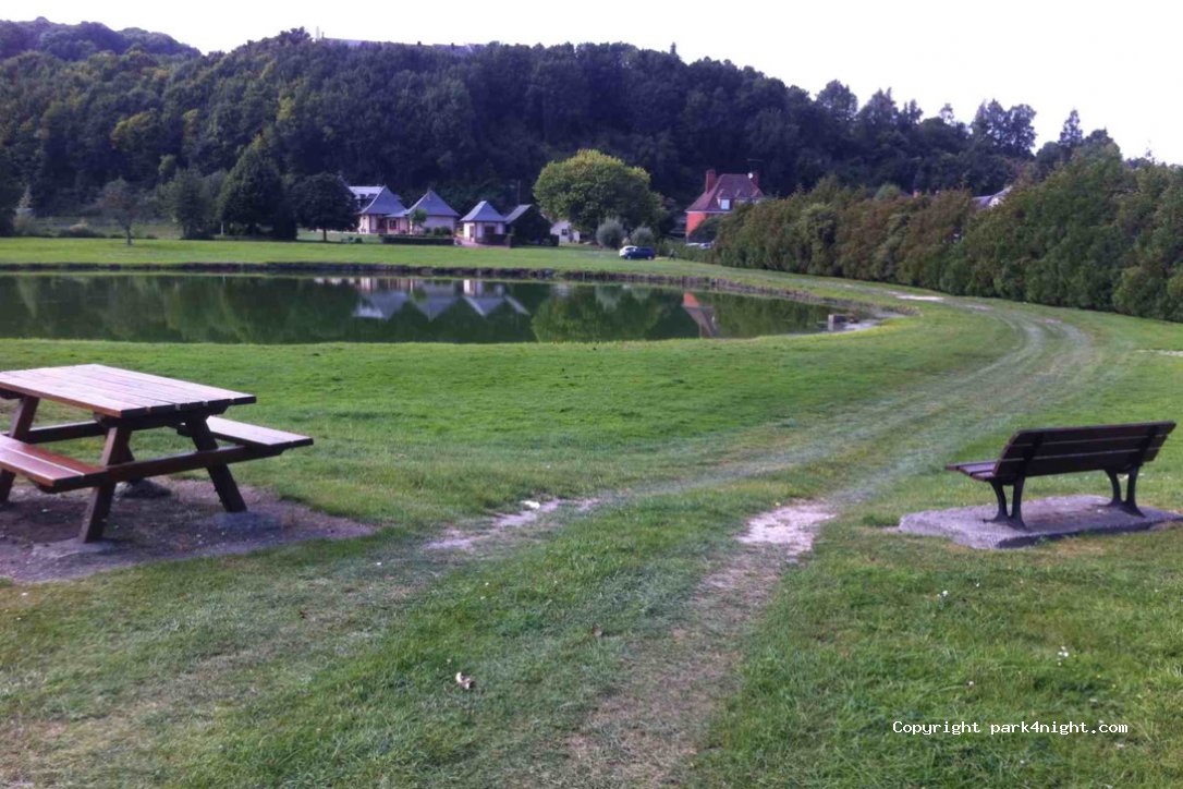 (76390) Aumale - Avenue du Maréchal Foch — foto